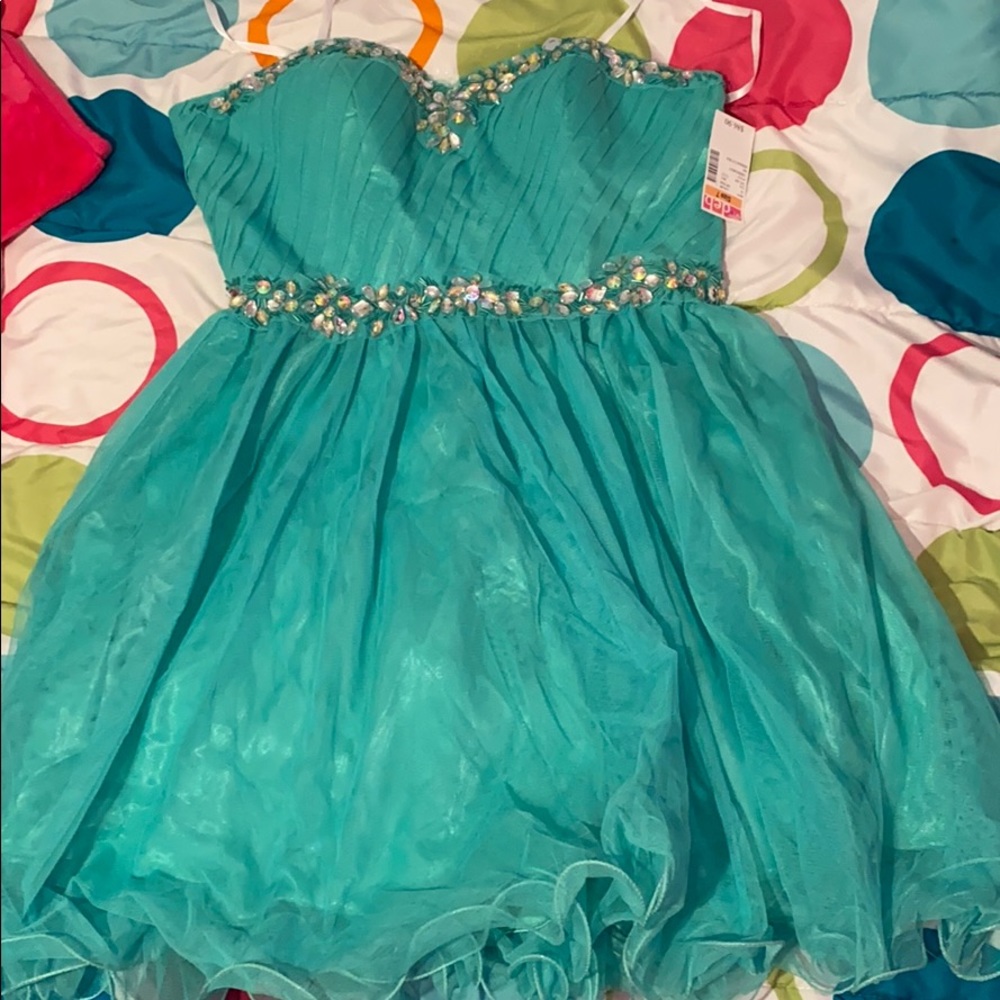 NEVER WORN formal sea foam dress size 7